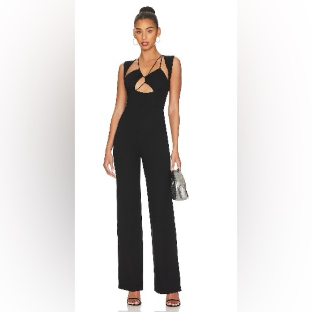Chic Black Sleeveless Jumpsuit with Cutout Detail